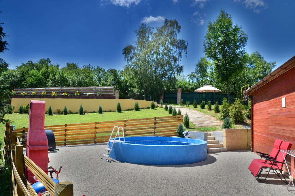 Вилла Areal Hradisek Klobouky u Brna Экстерьер фото