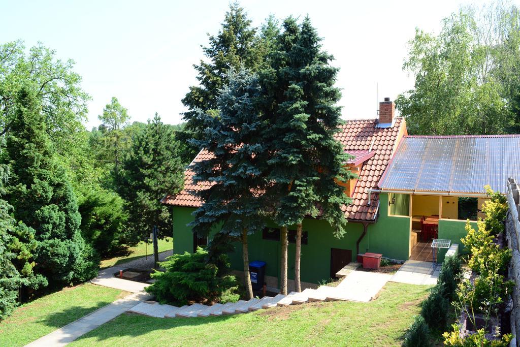 Вилла Areal Hradisek Klobouky u Brna Экстерьер фото