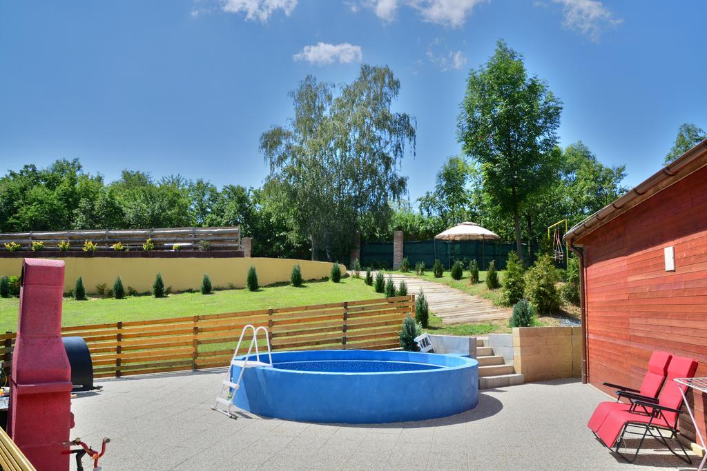 Вилла Areal Hradisek Klobouky u Brna Экстерьер фото